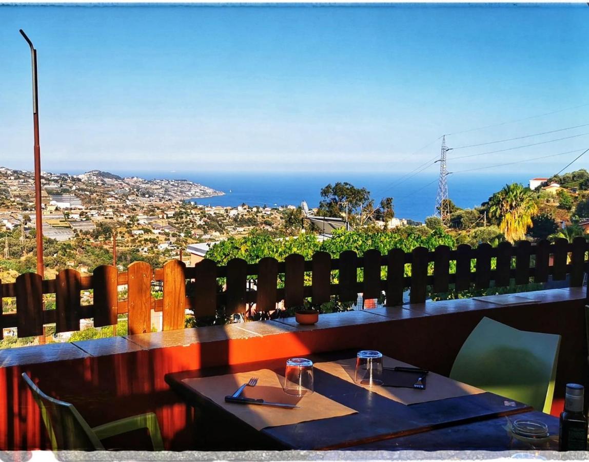 Appartamento In Collina Vista Mare Sanremo Esterno foto